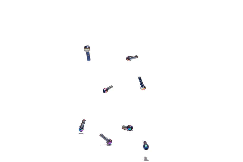 TIitle Oil Slick Bolts (8 Pack)