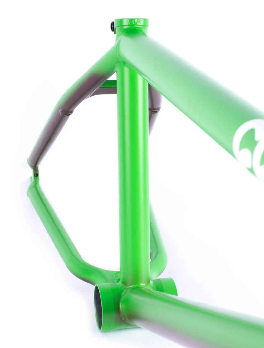 Cult Crew Biggie Frame / Alex Kennedy / green