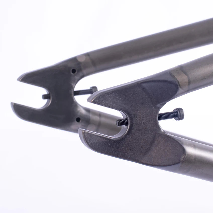 Cult Crew 18" Hawk Frame / phosfate raw